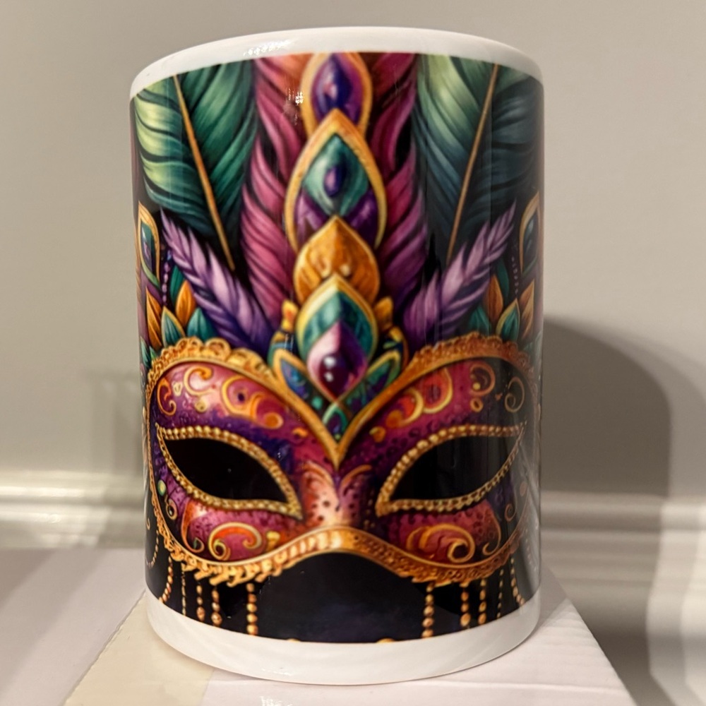 Mardi Gras Coffee Mug 15 oz NWOT